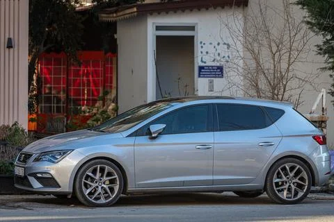 Side , Turkey February 11 2023:     silver  Seat Leon  is parked  on the stre Foto stock