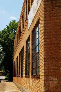 Side view of brick wall of  Climate Air in Tyler, TX USA Foto stock