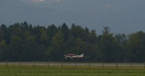 Side view of Cirrus SR20 airplane landing Stock Footage 167429246