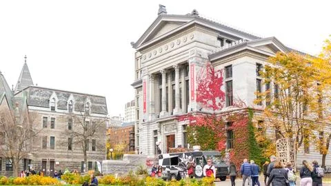 Side view of the facade of a historical building of McGill university Stock Photos