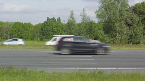 Side view on highway Stockbeeldmateriaal 39833329