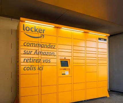 Side view of lonely Amazon Locker with large advertising inscription Stock Photos