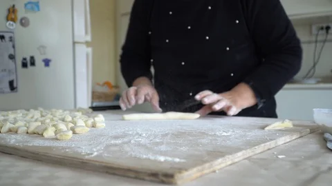 Side view of potatoes gnocchi in the kitchen Stockbeeldmateriaal 128988247