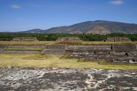 Side view of pyramids of the Sun and the Moon, Teotihuacan archeological comp Stock Photos
