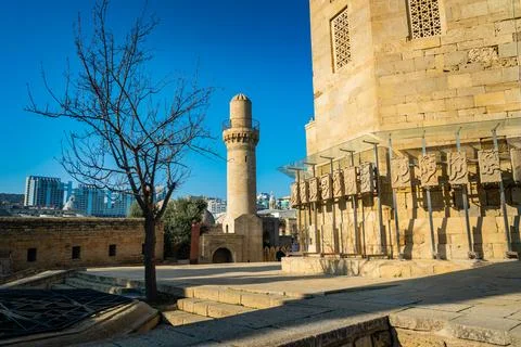 Side view of the tower of Shah Mosque Stock Photos