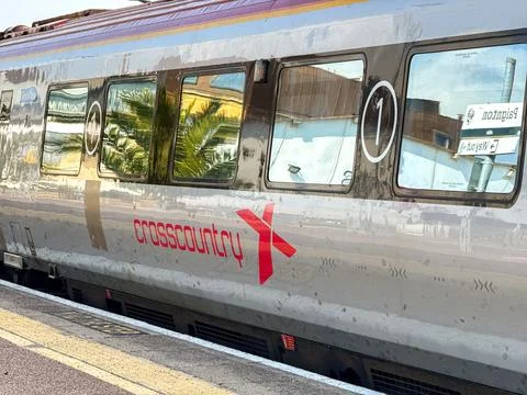 Side view of a train operated by Cross Country trains Stock Photos
