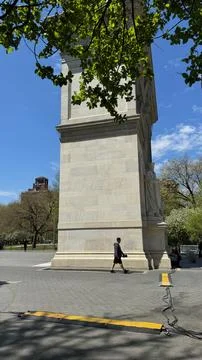 Side view of Washington Square Monument Stock-Fotos