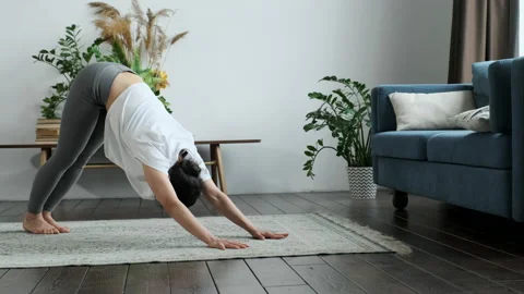 Side View Young Athletic Indian Asian Brunette Woman Doing Yoga Exercise 스톡 동영상 154598080