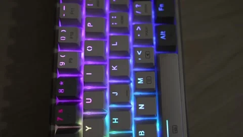 Side viewing RGB computer keyboard colseup footage 動画素材 282388940