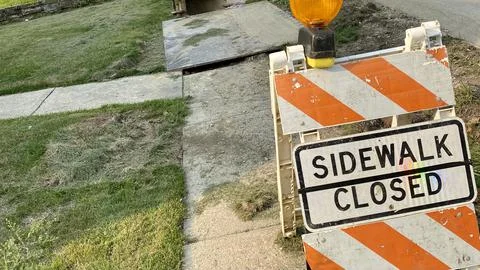 Sidewalk Closed 库存照片