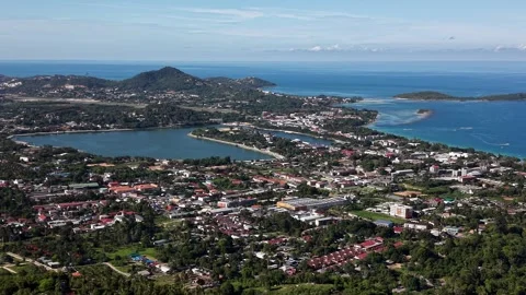 Sideways Drone Flight Left to Right Over Koh Samui Landscape Vidéo 337344852
