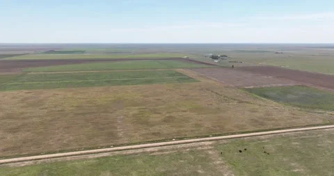 Sideways flight viewing space to the horizon. Stock Footage 221115032