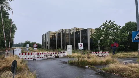 Sideways Tracking View Past Former Nixdorf Office Complex Vídeo Stock 344914256