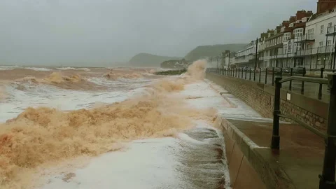Sidmouth, Devon, United Kingdom - Dec 7, 2021: Coastal storm surge Storm Barra 스톡 동영상 169537331