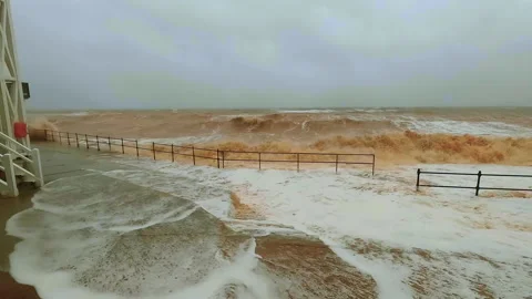 Sidmouth, Devon, United Kingdom - Dec 7, 2021: Coastal storm surge Storm Barra 스톡 동영상 169537707