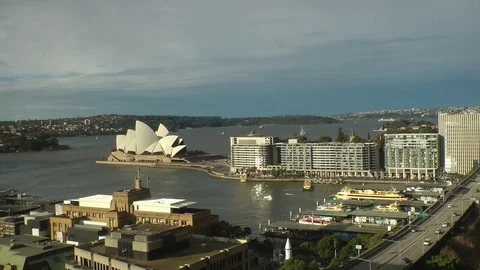 Sidney real time and time lapse 動画素材 121684429