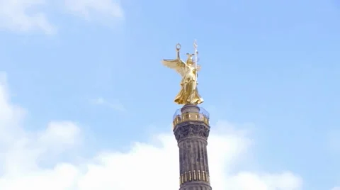 Siegessäule and traffic Stock Footage 32963376