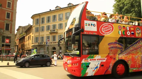 Sightseeing bus in Milan Stock Footage 39717761