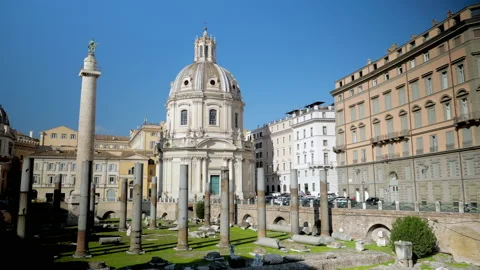Sightseeing the remaining columns and temples of the Forum of the Emperor Trajan Stock Footage 146857939