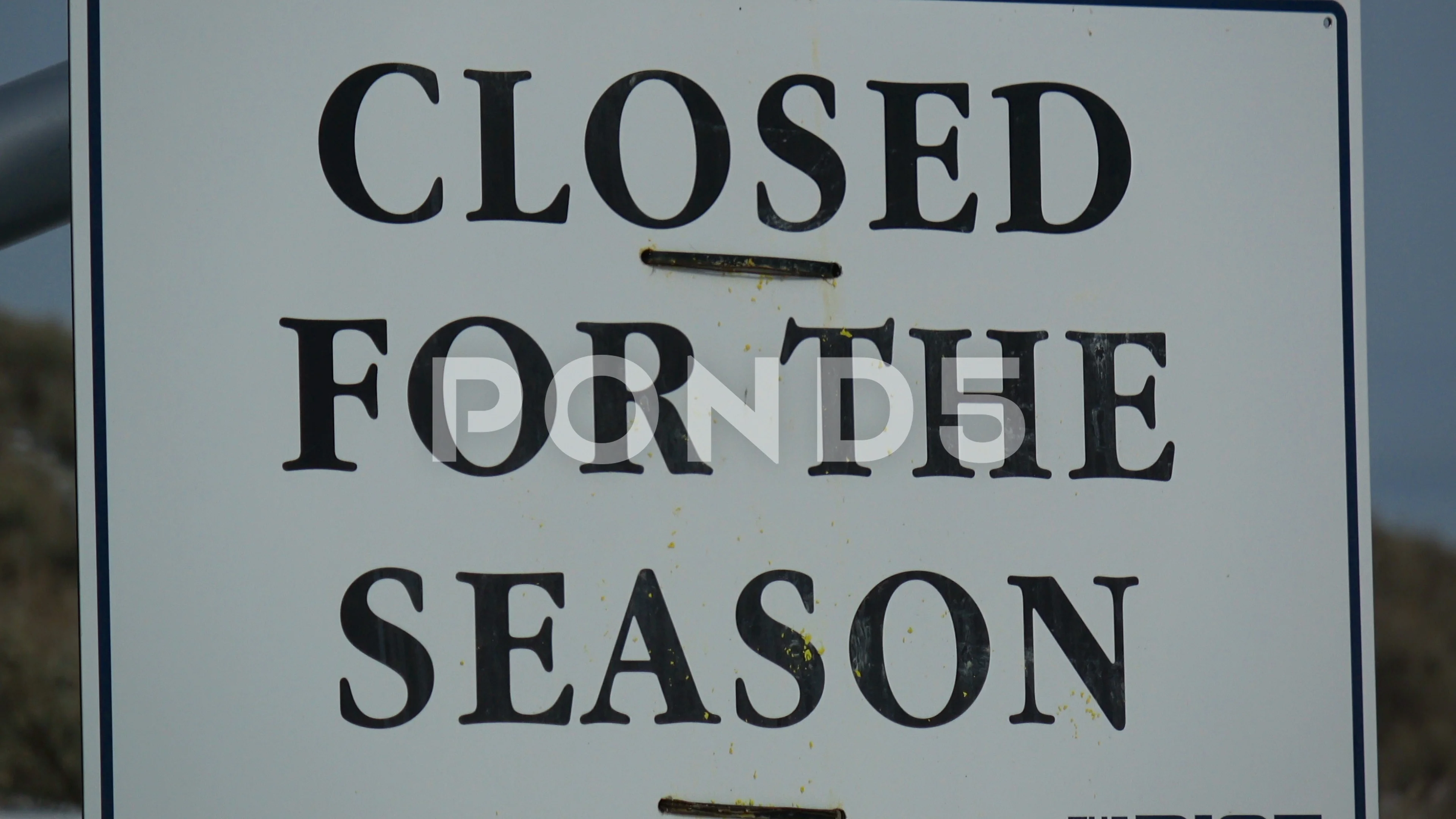 sign closed for the season