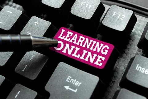 Sign displaying Learning Online. Concept meaning Learn something new with the 스톡 사진