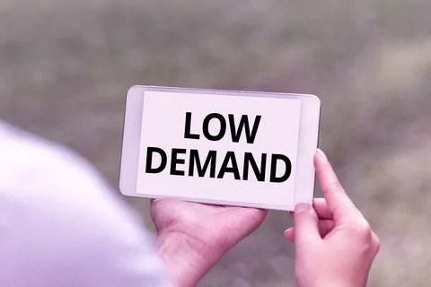 Sign displaying Low Deanalysisd. Internet Concept less consumer s is desire to Foto stock