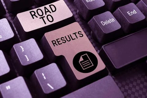 Sign displaying Weekend Loading. Word Written on Business direction Path Result 스톡 사진