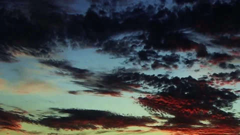 A sign in front of a sunset 库存影片 157862041