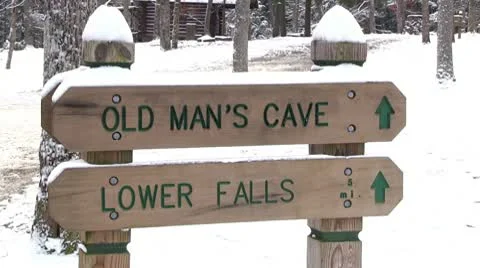 Sign at Old Man's Cave Hocking Hills 스톡 동영상 10689140