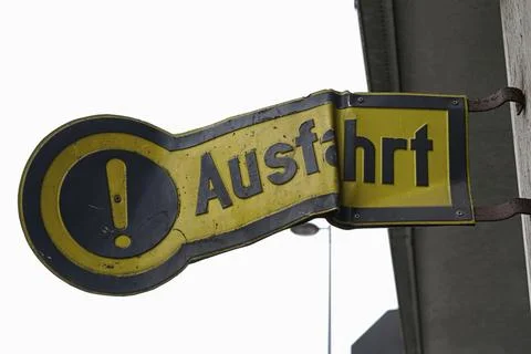 Sign at a property exit Foto stock