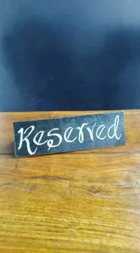 Sign reserved on the table restaurant Foto stock
