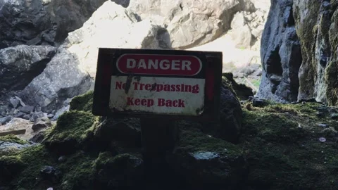 A sign on a rock 動画素材 155584544