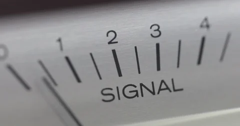Signal indicator on audio device. 스톡 동영상 120898176