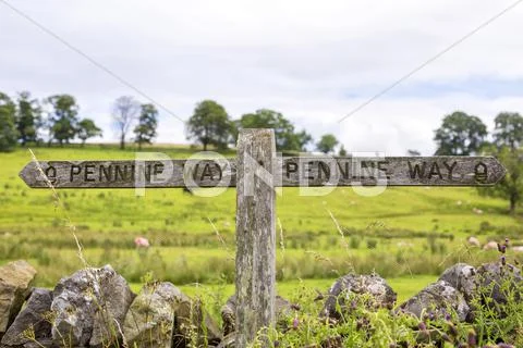 Signpost Pennine Way Stock Photos