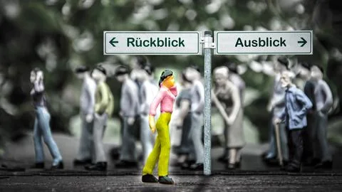 Signposts the direct way to foresight versus review Stock Photos