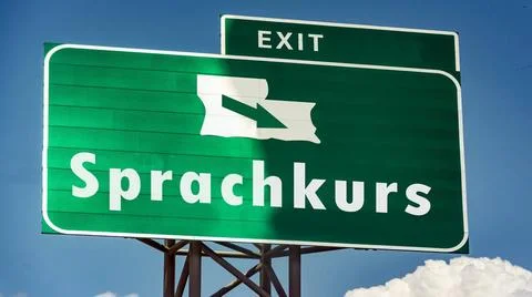 Signposts the direct way to Language course - Bildmontage An image with a ... Foto stock