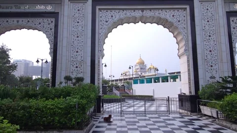 Sikh Devotees Visiting Bangla Sahib Gurdwara in Delhi Stock Footage 320385152