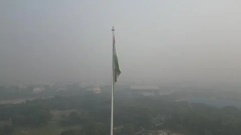 Silent Reflection 360 View of Still Indian Flag in 4K 動画素材 260907089