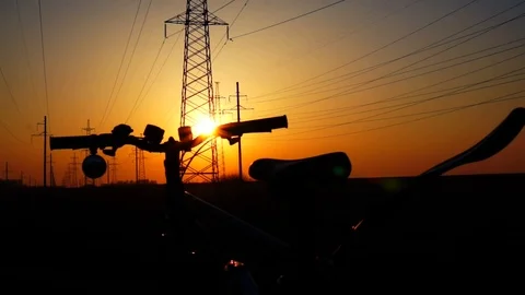 Silhouette of a bicycle at sunset. Stock Footage 88731469