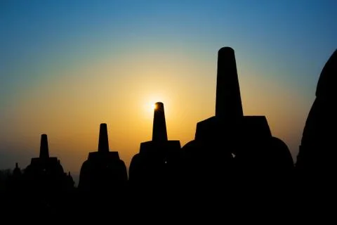 Silhouette Borobudur Temple, Yogyakarta, Java, Indonesia. Fotos de archivo