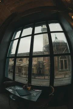 Silhouette of interior view from an empty restaurant near a mosque during a r Stock-Fotos