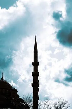Silhouette of the mosque with cloudy sky Фото