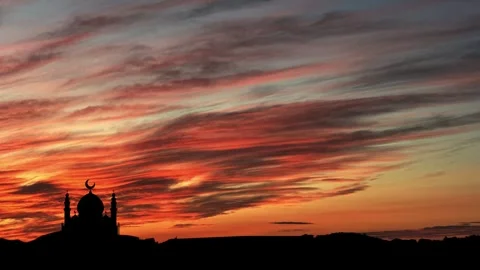 Silhouette of mosque with sunset sky background, Eid al-Fitr Stock Footage 326776795