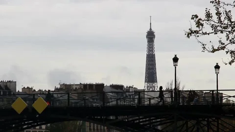 Silhouette of people walking in front of the Eiffel Tower. Paris, France. Stock Footage 142523754