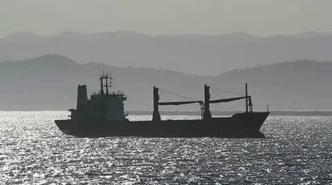 Silhouette of a ship Video stock 10866341