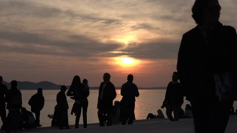 Silhouettes in the beach  Stock Footage 81065552