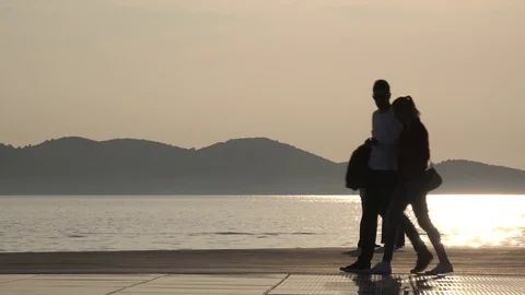 Silhouettes in the beach  Stock Footage 81065690