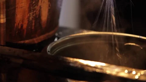 Silk Making, traditional way 스톡 동영상 78072213