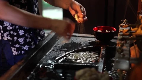 Silk Making, traditional way 스톡 동영상 78083620