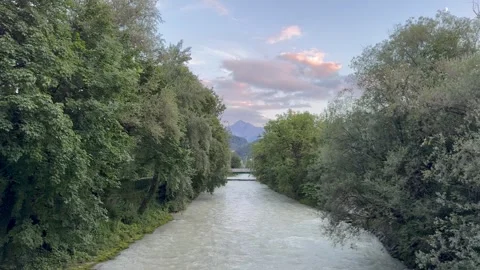 Sill river flows through Rapoldi Park at Innsbruck city centre. Austria Stockbeeldmateriaal 341509967